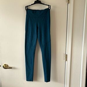 Outdoor Voices Leggings Size XS GUC Heathered Teal